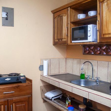 Apartamento Daly #1 Guápiles Dış mekan fotoğraf