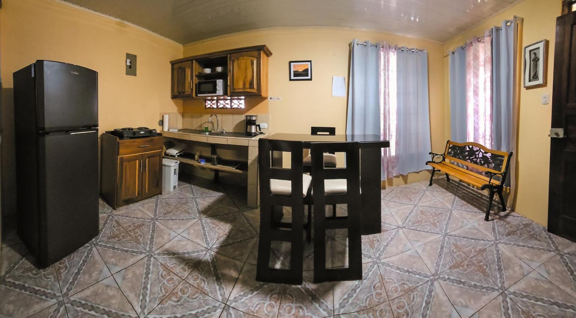 Apartamento Daly #1 Guápiles Dış mekan fotoğraf